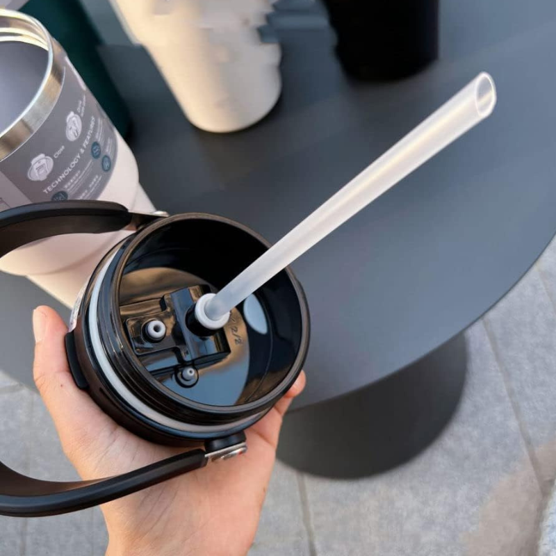 Bouteille Isotherme 750ml paille